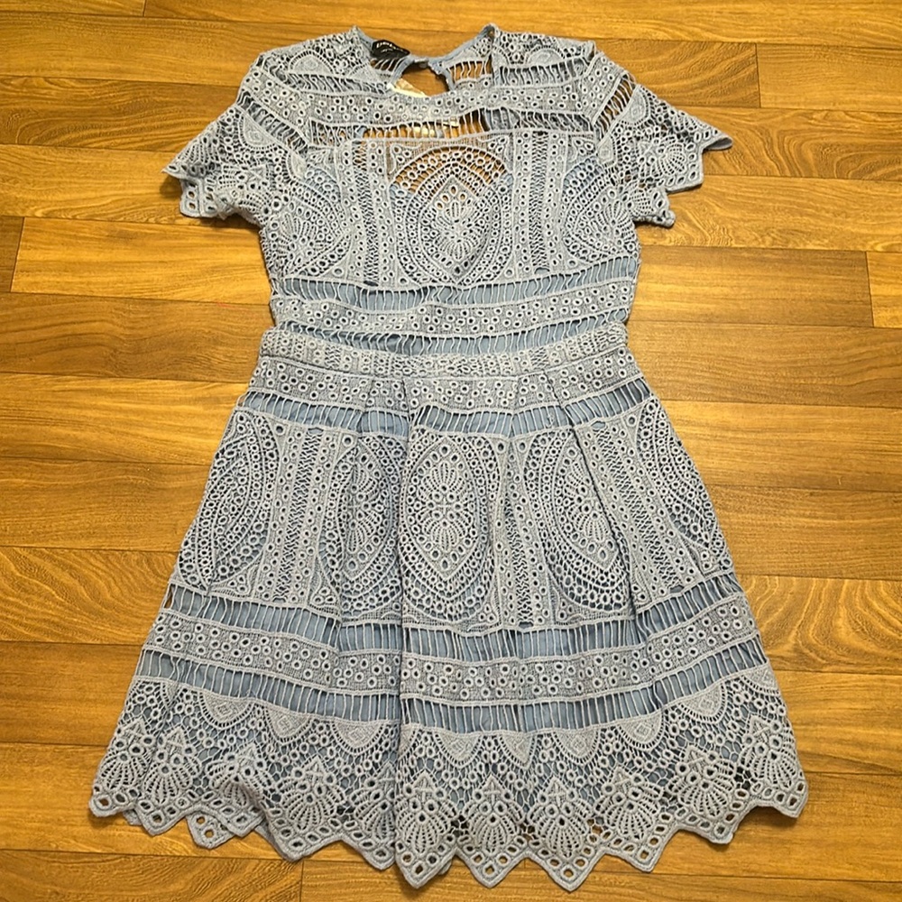 BEBE - NWT blue backless crochet dress size 6